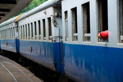 Train Kanchanaburi, ©iStockphoto.com/Joel Carillet