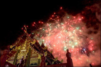 New Year's Eve in Thailand, ©iStockphoto.com/Kevin Landwer-Johan