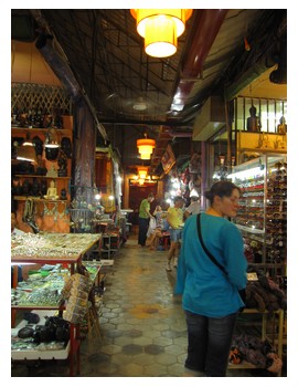 Night market in Siem Reap