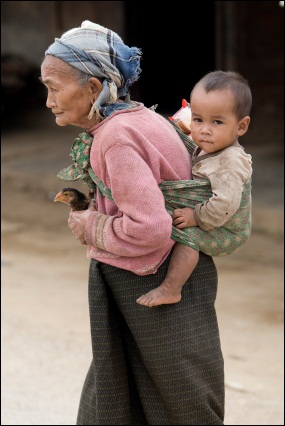 An old women in Laos, ©iStockphoto.com/Josef Muellek 