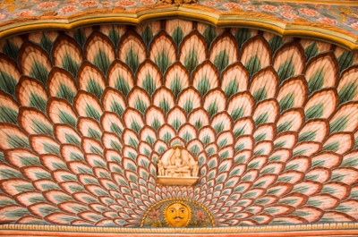 Peacock gate at City Palace complex in Jaipur, India, ©iStockphoto.com/John Woodworth