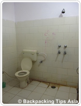 Bathroom at Hotel Oasis in Pushkar, north India