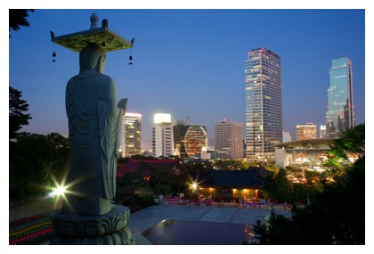 Night view of Seoul in South Korea, ©iStockphoto.com/neomistyle