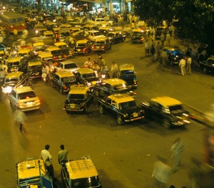 Heavy traffic in Mumbai, India